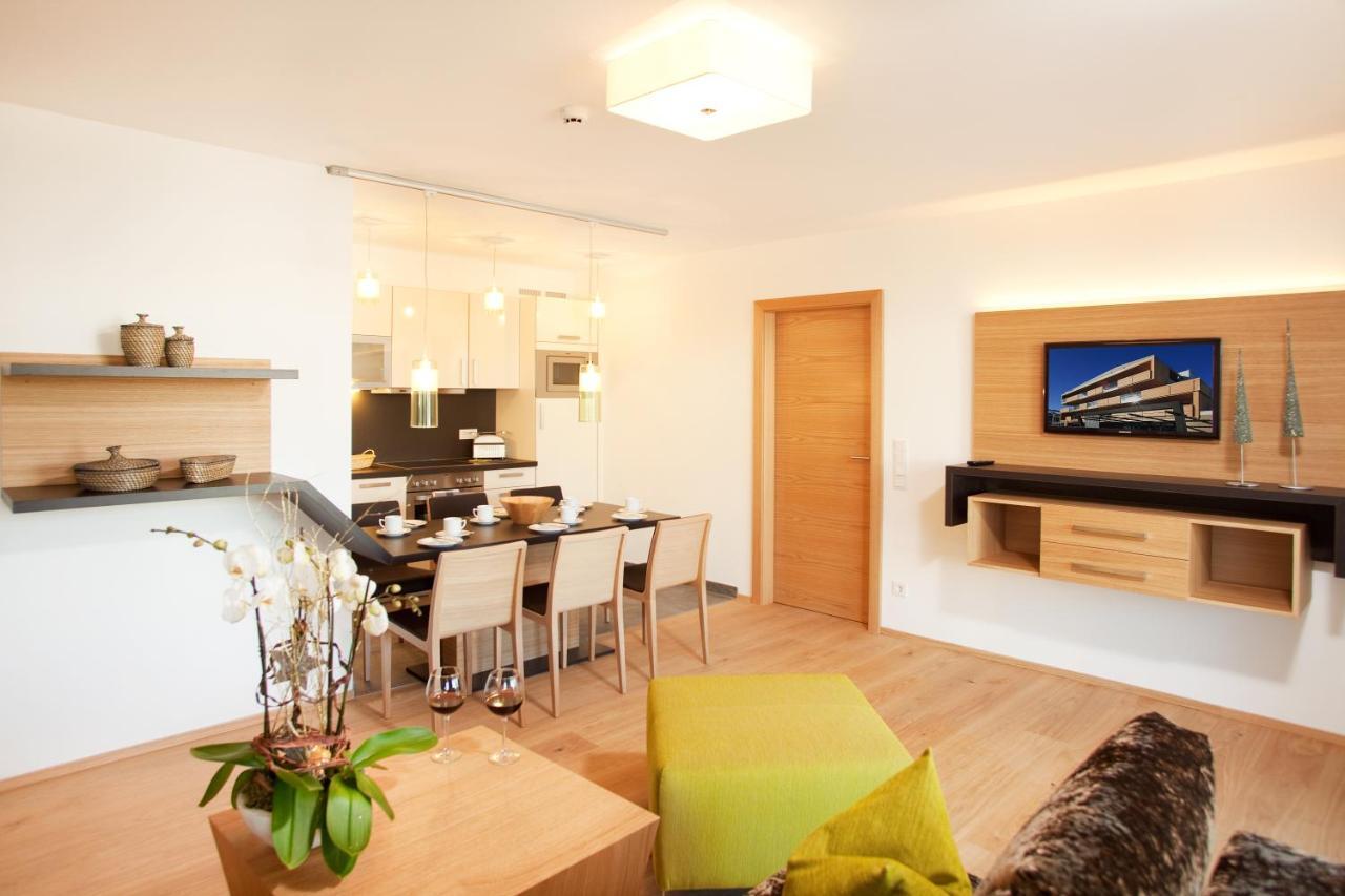 Two-Bedroom Apartment,705725428:JPEG
