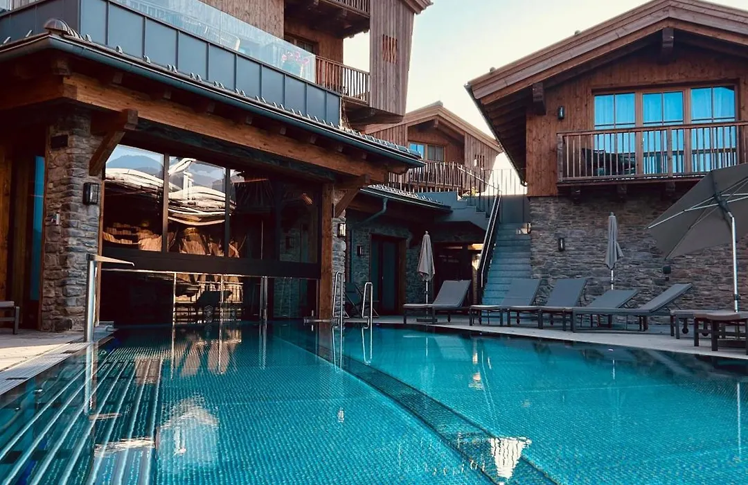 Zaglgut Premium Hotel & Chalets, Zell Am See-Kaprun - Wellness & Infinity Pool, Air Conditioning, Panoramic Views & Summer Card Included-1